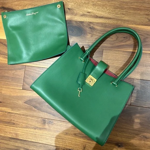 Like new - Picture 1 of 4